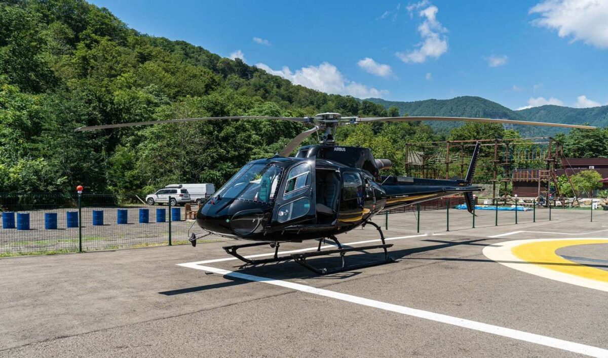 Eurocopter-AS350-slide-1-1200x708.jpeg